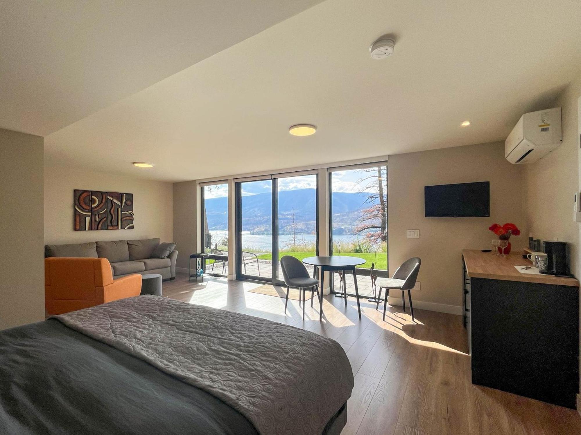 Kelowfornia Lakeview Retreat Kelowna Luaran gambar